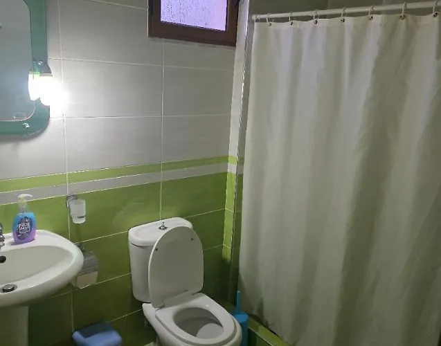 Closetothebeach5 Himare